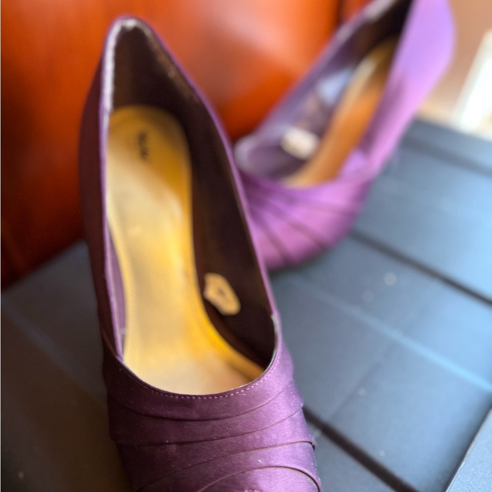 Elegant Purple Women's Peep Toe Heels—9 1/2